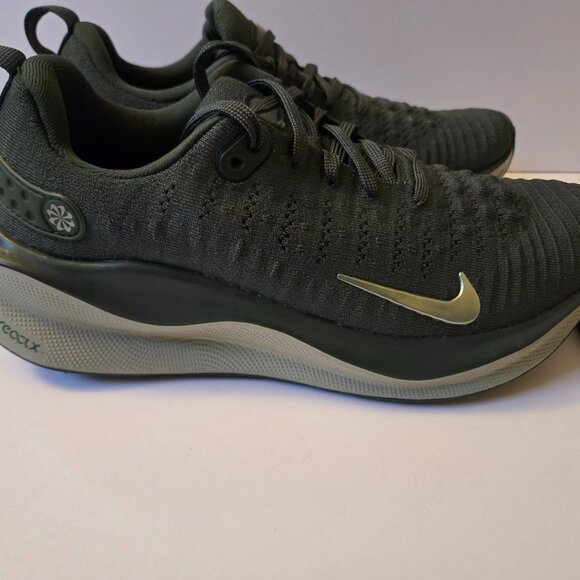 Nike ReactX Infinity Run 4 'Vintage Green' Wmns 8 - Picture 3 of 7